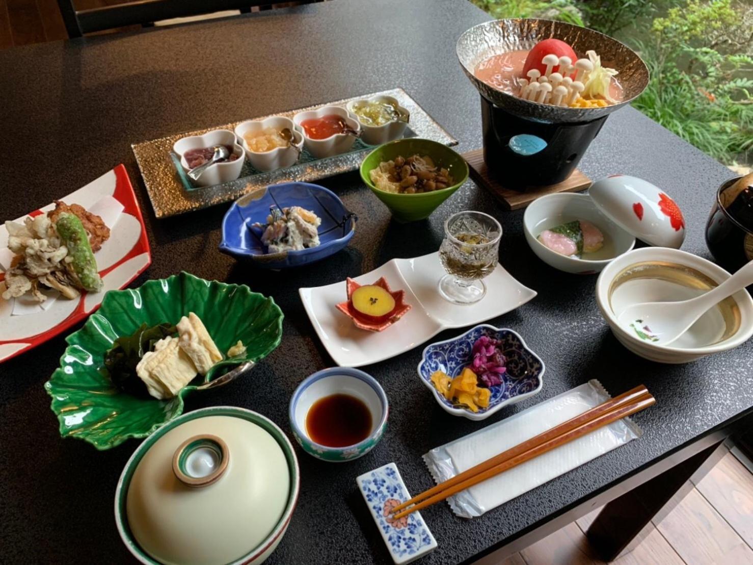 Ryokan Temple Lodging Shukubo Kakurinbo